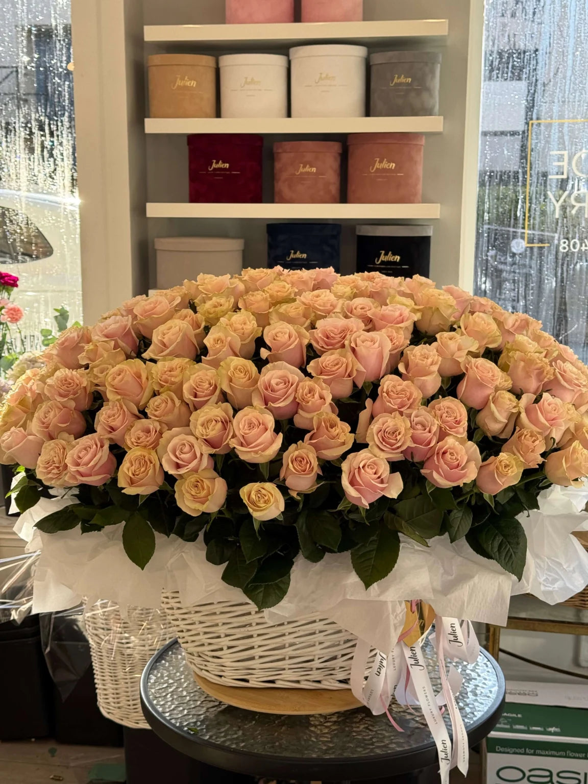 The Kensington Rose Sovereign — 200 Pink Roses Grand White Basket Dome