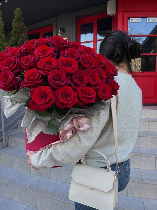 50 Red Roses in a Luxury Box