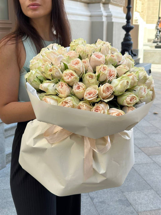 BOUQUET OF PEACH ROSES
