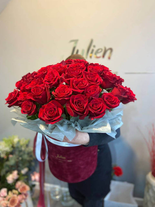 Flower Hat Box of 50 Red Roses